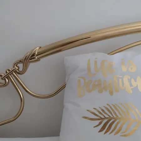 Golden Bed - Atp Apartment